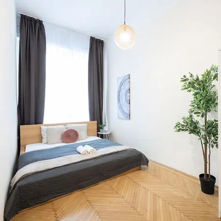 Prime Location & Cozy Central 3Bedrm Apartment Budapest Exterior photo