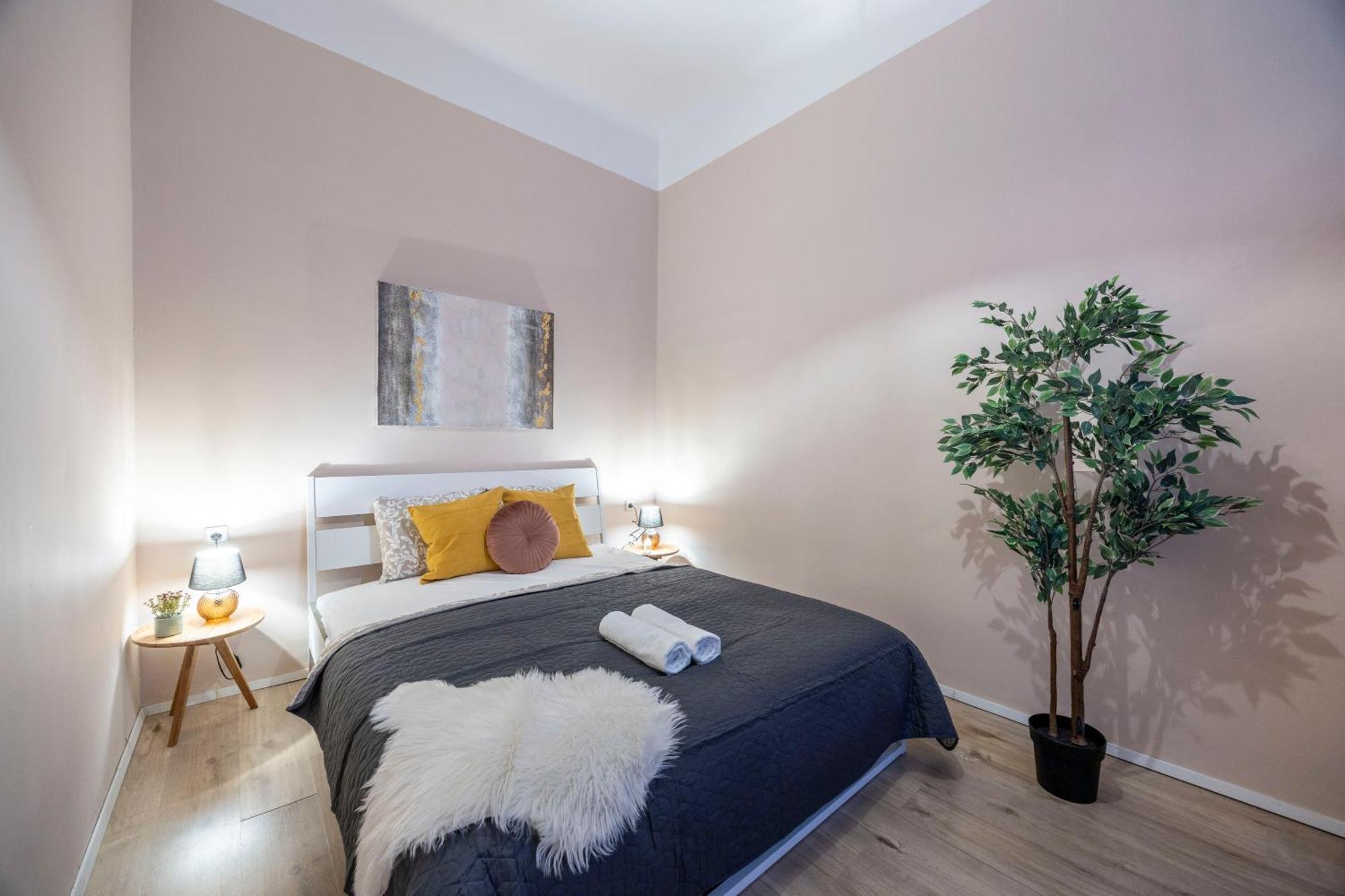 Prime Location & Cozy 3bedrm Budapest